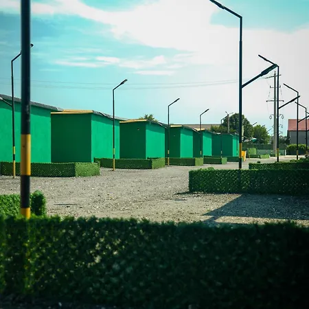 キャンプ場 Sax Casute 8 Persoane